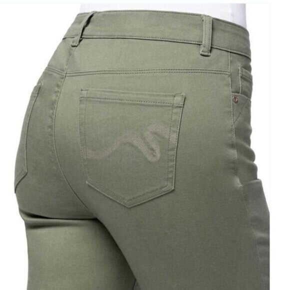 SANTANA JEANS Tummy Control Cropped Casual Capri Pants Green Sz 16 - Picture 10 of 13